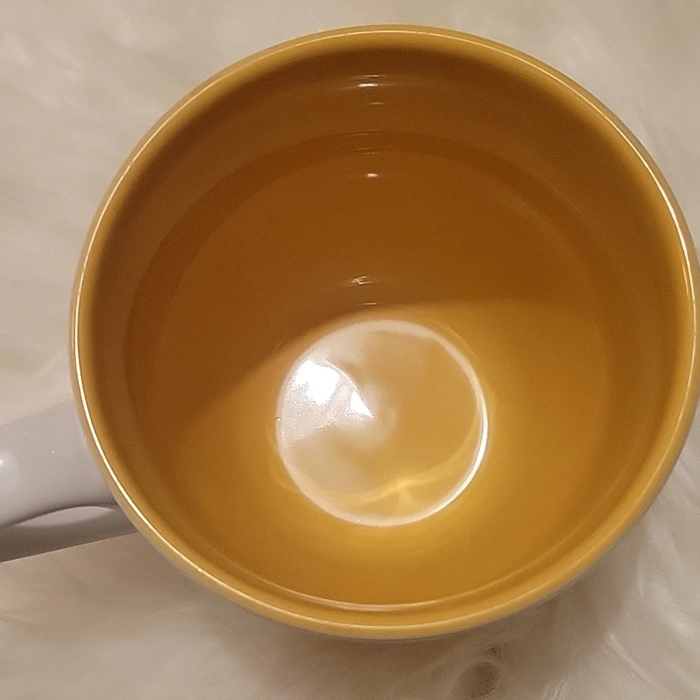 Winnie the Pooh Bear Mug - Picture 4 of 4